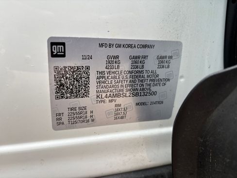 Used 2025 Buick Encore GX Preferred FWD image 24