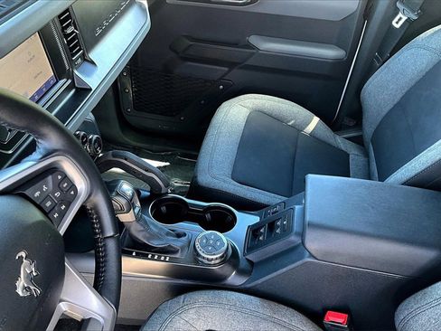 Used 2023 Ford Bronco Big Bend w/ Sasquatch Package image 22