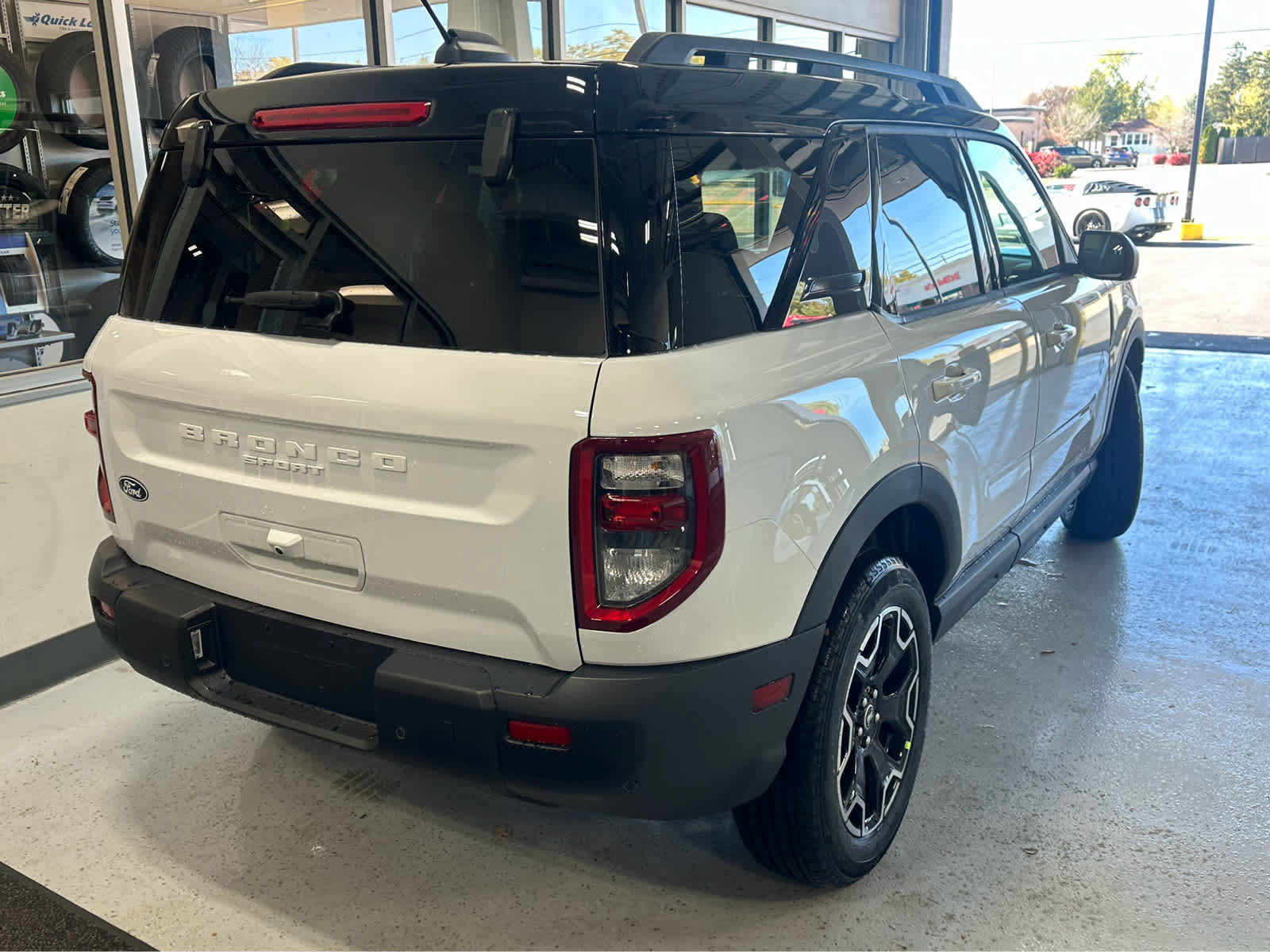 New 2026 Ford Bronco Sport Outer Banks AWD/4WD image 8