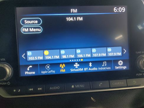 Used 2025 Nissan Sentra SV FWD image 25