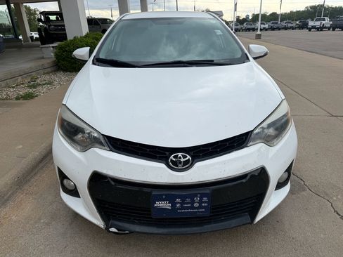 Used 2014 Toyota Corolla S image 3