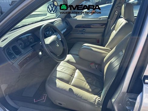 Used 2010 Mercury Grand Marquis LS image 7