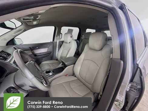 Used 2017 GMC Acadia Limited SLT image 22