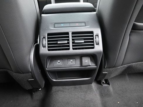 New 2025 Land Rover Discovery Sport Dynamic SE AWD/4WD image 18