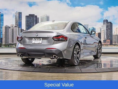 Used 2025 BMW 230i xDrive Coupe w/ Premium Package AWD/4WD image 8