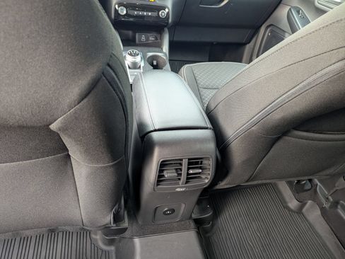 Used 2024 Ford Escape Active w/ Tech Pack #1 AWD/4WD image 30
