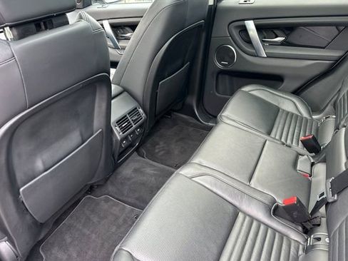 Used 2020 Land Rover Discovery Sport S image 11