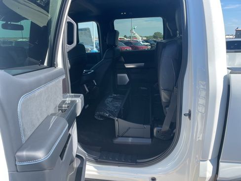 New 2026 Ford F350 Platinum w/ FX4 Off-Road Package image 25