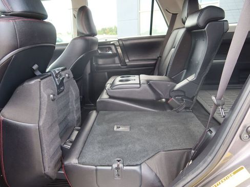 Used 2018 Toyota 4Runner TRD Off-Road Premium image 15