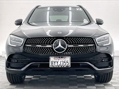 Used 2021 Mercedes-Benz GLC 300 image 2
