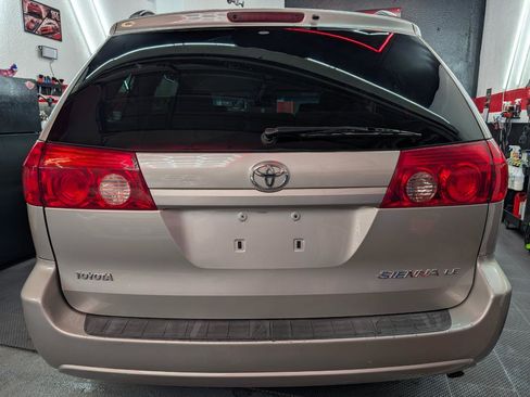 Used 2007 Toyota Sienna LE image 5