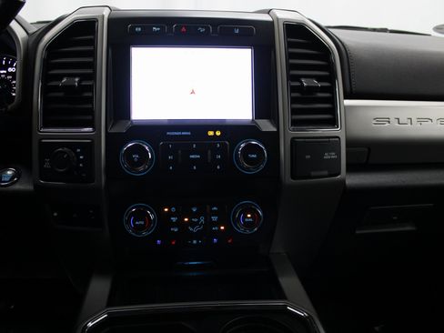 Used 2020 Ford F250 Lariat w/ Lariat Ultimate Package image 32