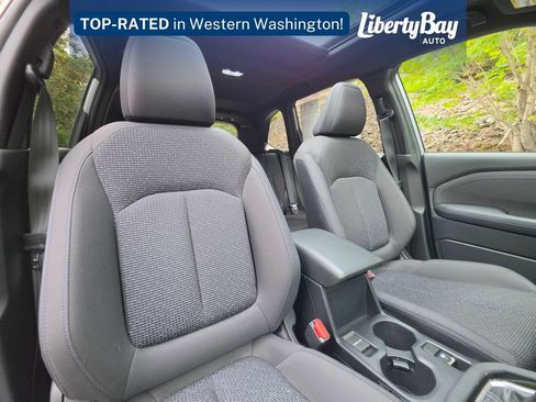 Used 2025 Subaru Forester Premium AWD/4WD image 19