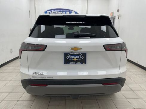 New 2026 Chevrolet Equinox LT AWD/4WD image 18