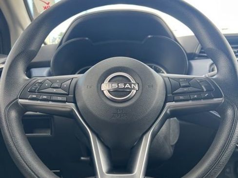Used 2024 Nissan Versa SV image 10