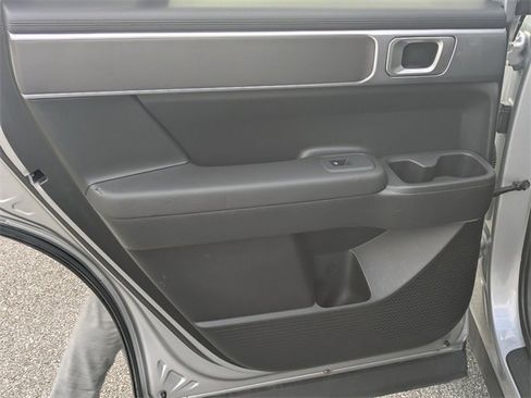 Used 2025 Hyundai Santa Fe SE image 19