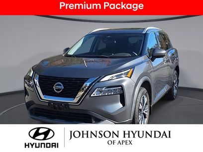 Used 2021 Nissan Rogue SV w/ Premium Package