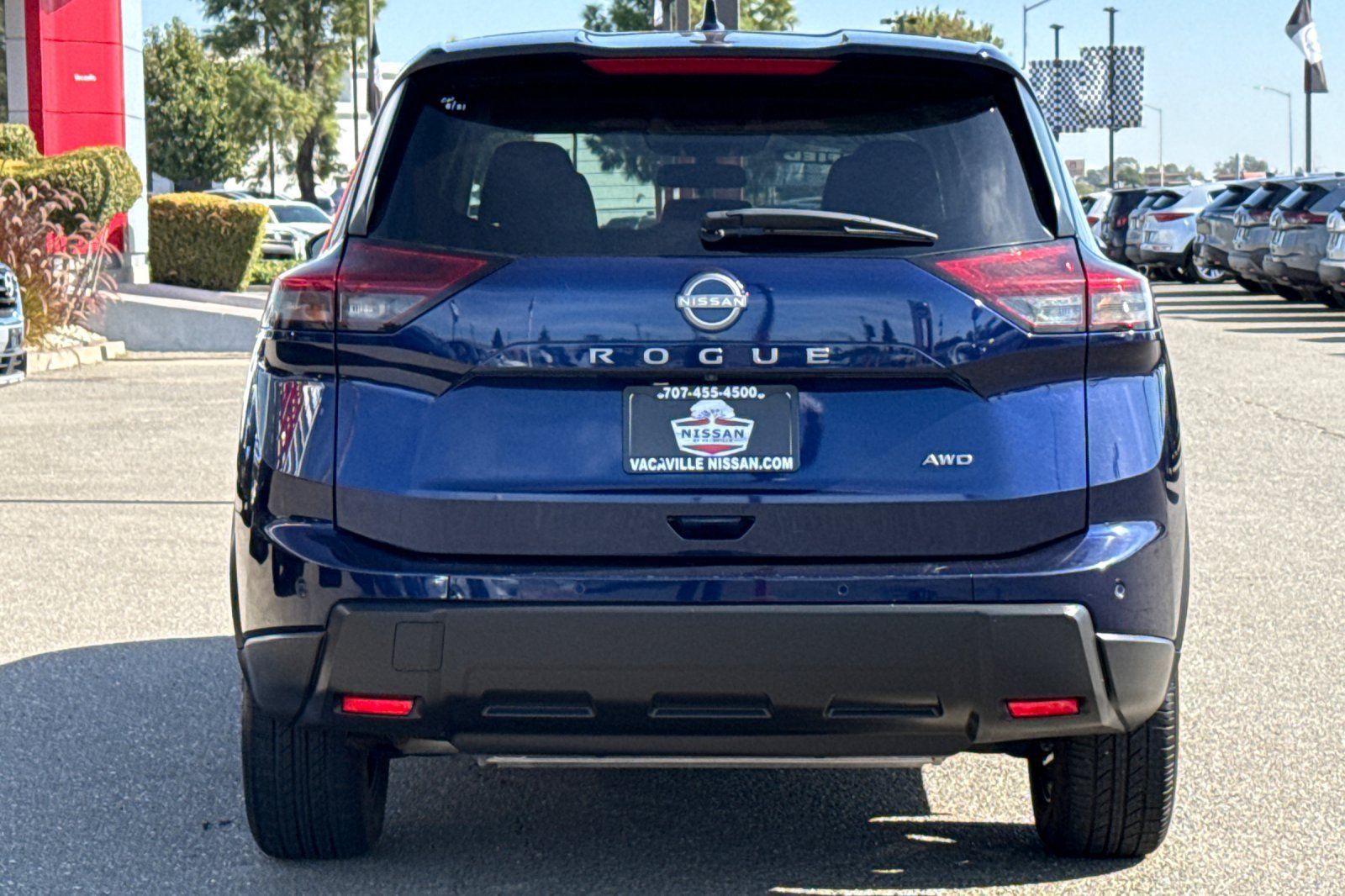 Certified 2025 Nissan Rogue SV AWD/4WD image 7
