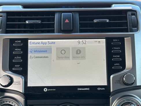 Used 2020 Toyota 4Runner SR5 Premium image 14