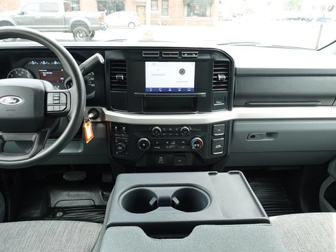 Used 2024 Ford F250 XLT w/ FX4 Off-Road Package AWD/4WD image 34