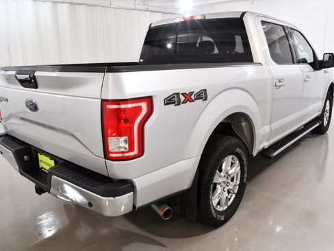 Used 2017 Ford F150 XLT w/ Equipment Group 302A Luxury AWD/4WD image 11
