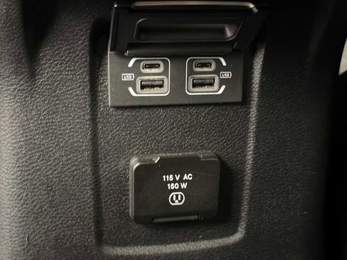 Used 2022 Jeep Wrangler Unlimited Sahara w/ Cold Weather Group image 25