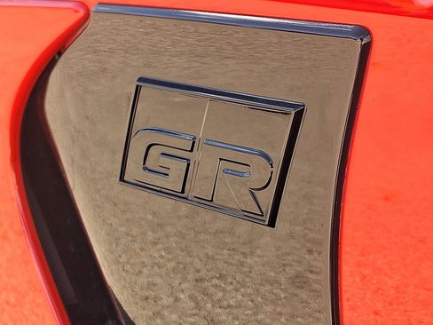 Used 2023 Toyota GR86 Premium image 30