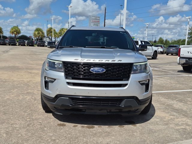 Used 2018 Ford Explorer Sport AWD/4WD image 2