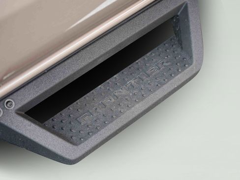 Used 2023 Nissan Frontier PRO-4X w/ Technology Package image 6