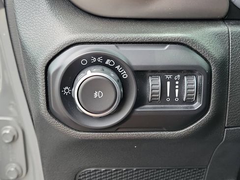 Used 2020 Jeep Wrangler Unlimited Sport S AWD/4WD image 32