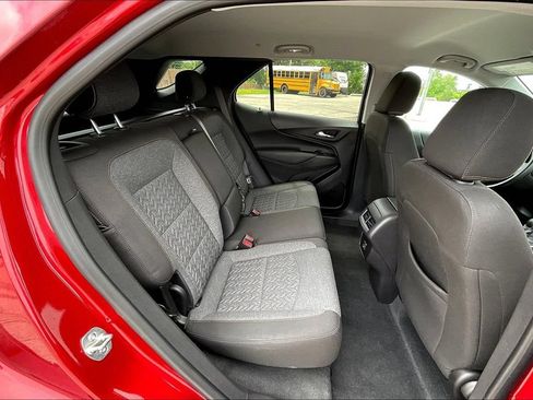 Used 2024 Chevrolet Equinox LT w/ LPO, Floor Liner Package FWD image 24