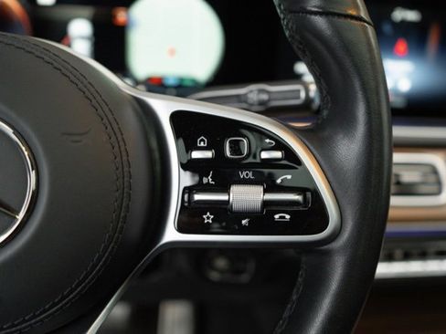 Used 2021 Mercedes-Benz Maybach GLS 600 4MATIC image 27