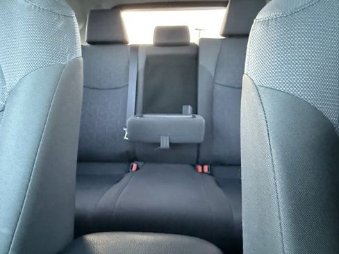 Used 2025 Toyota RAV4 XLE image 38