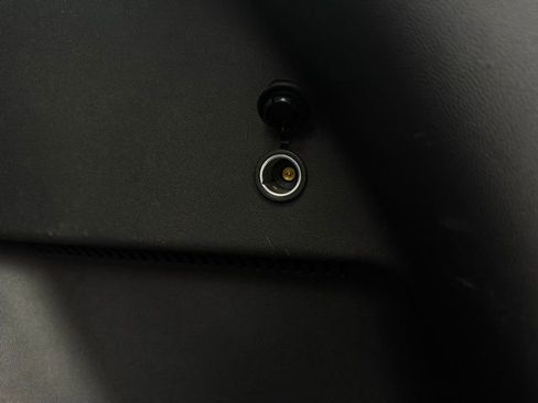 Used 2023 Chevrolet Equinox LS image 10