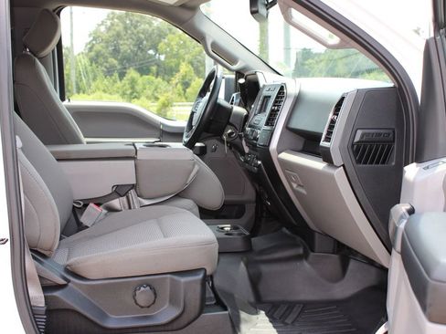 Used 2018 Ford F150 XLT w/ Equipment Group 301A Mid RWD image 6