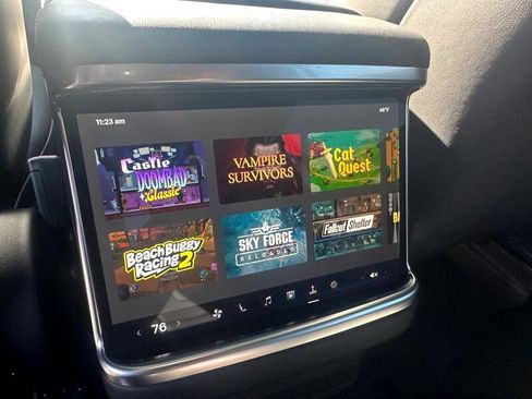 Used 2023 Tesla Model X image 55