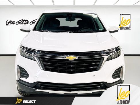 Used 2023 Chevrolet Equinox LT image 2
