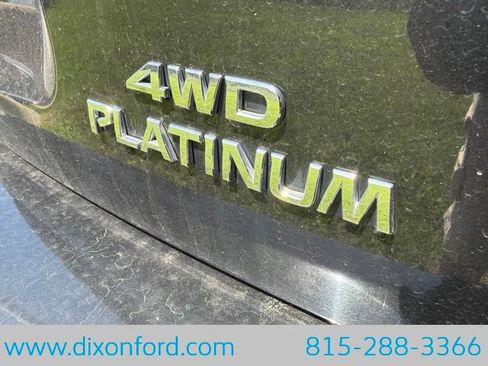 Used 2018 Nissan Pathfinder Platinum AWD/4WD image 12