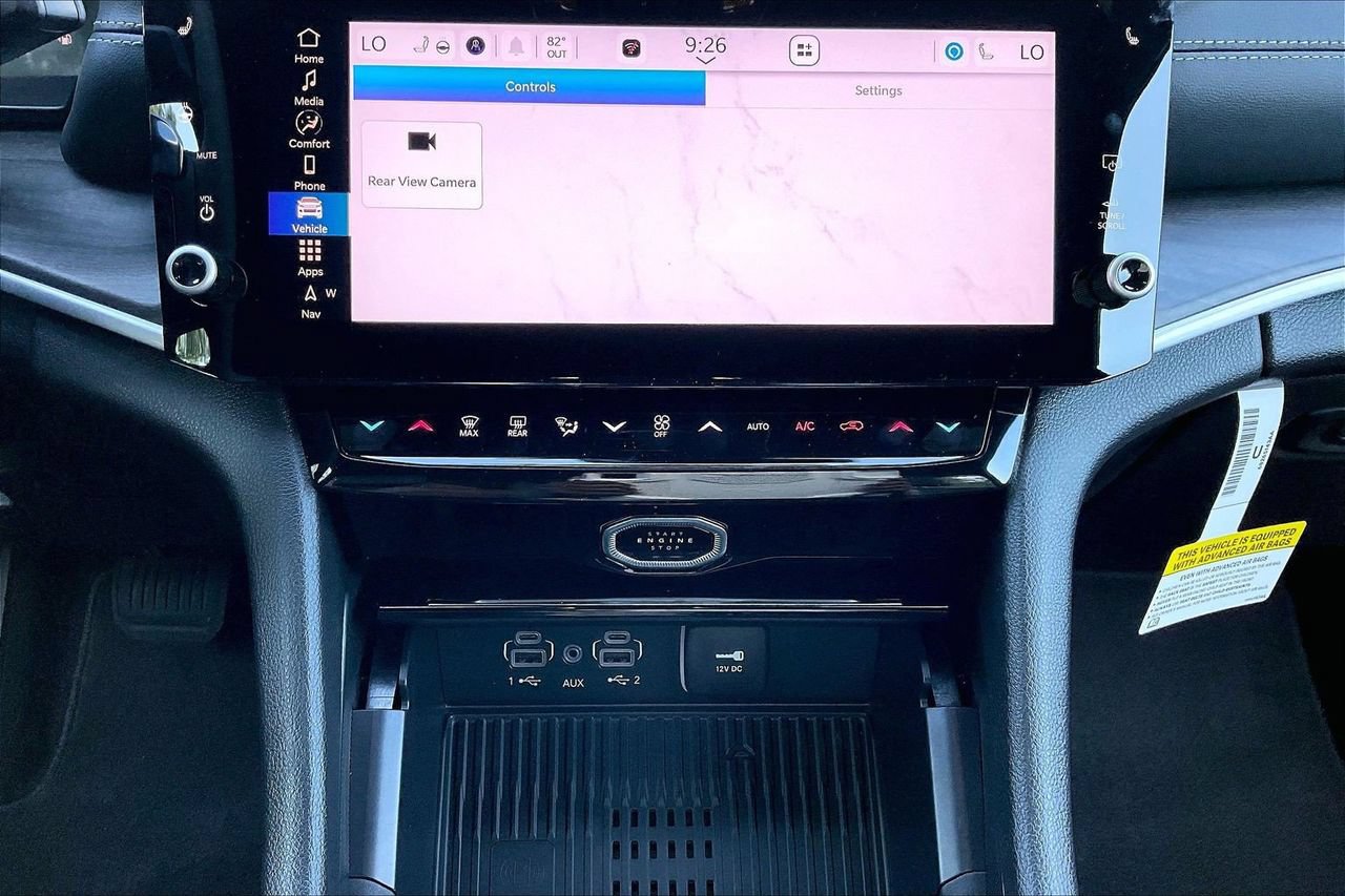 New 2026 Jeep Grand Cherokee Altitude AWD/4WD image 16