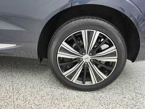 Used 2022 Volvo XC60 B5 Inscription w/ Advanced Package AWD/4WD image 9