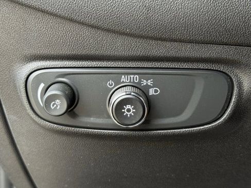 Used 2024 Chevrolet Equinox RS FWD image 26