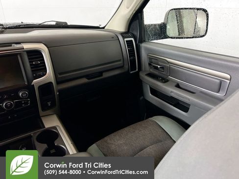 Used 2014 RAM 3500 SLT w/ Luxury Group image 25