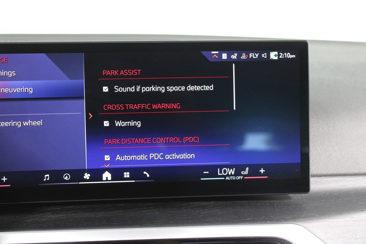 Used 2024 BMW i4 eDrive40 w/ M Sport Package RWD image 19