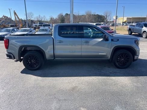 Used 2026 GMC Sierra 1500 Elevation image 9