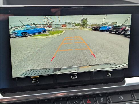 New 2026 Chevrolet Silverado 1500 LT w/ Z71 Off-Road Package image 23