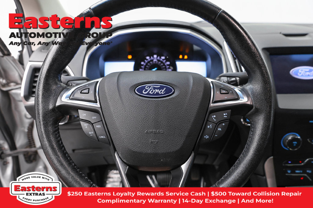 Used 2019 Ford Edge SEL w/ Equipment Group 201A FWD image 11