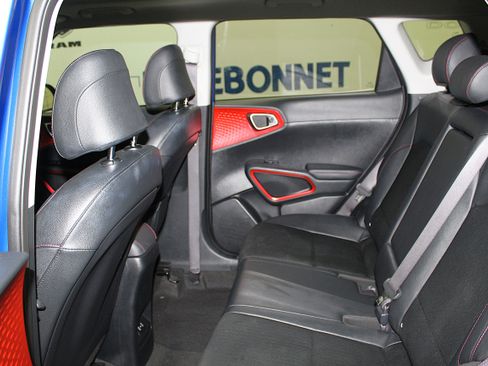 Used 2023 Kia Soul GT-Line w/ GT-Line Technology Package image 11