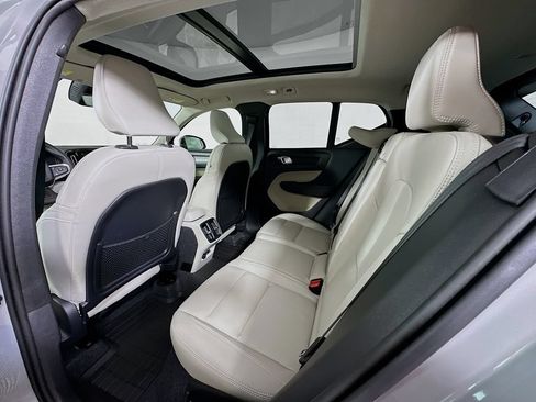 Used 2026 Volvo XC40 B5 Plus w/ Protection Package Premier AWD/4WD image 4