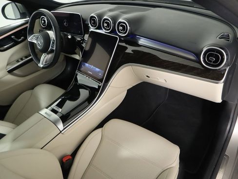 Certified 2022 Mercedes-Benz C 300 4MATIC Sedan image 18