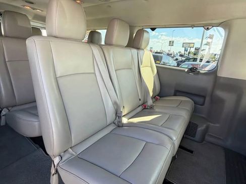 Used 2017 Nissan NV 3500 SL image 7